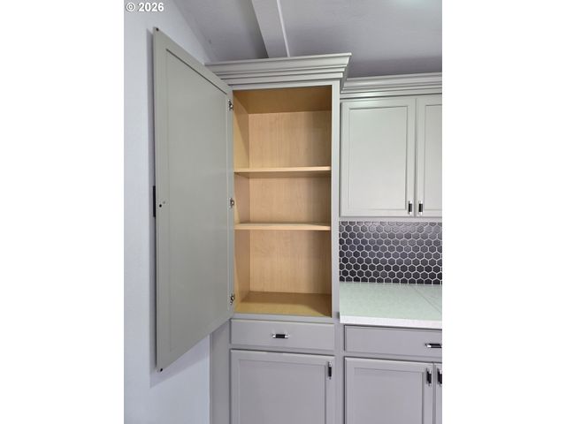 13900 Se HIGHWAY 212 181, Clackamas, OR 97015