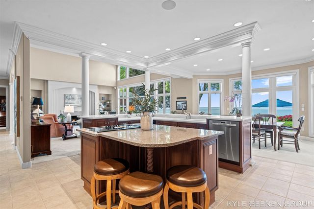 4951 Rosabelle Beach Avenue, Holland, MI 49424
