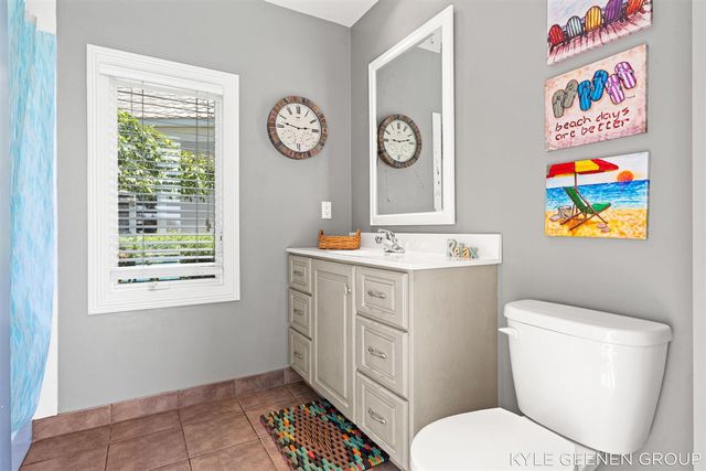 4951 Rosabelle Beach Avenue, Holland, MI 49424