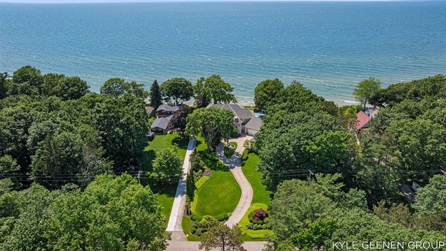 4951 Rosabelle Beach Avenue, Holland, MI 49424