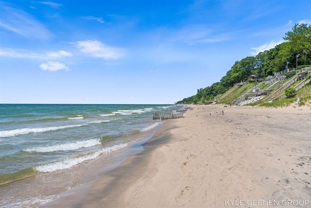 4951 Rosabelle Beach Avenue, Holland, MI 49424