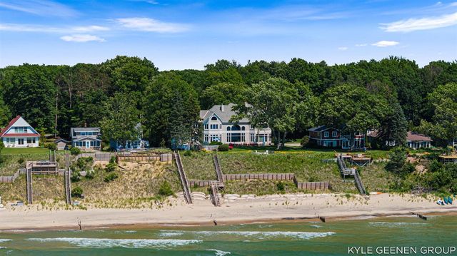 4951 Rosabelle Beach Avenue, Holland, MI 49424
