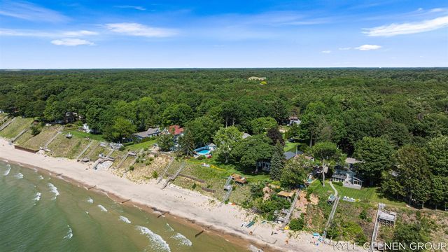 4951 Rosabelle Beach Avenue, Holland, MI 49424