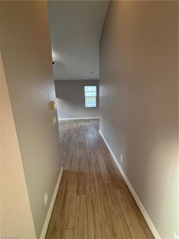 2210 Grove DR, Naples, FL 34120