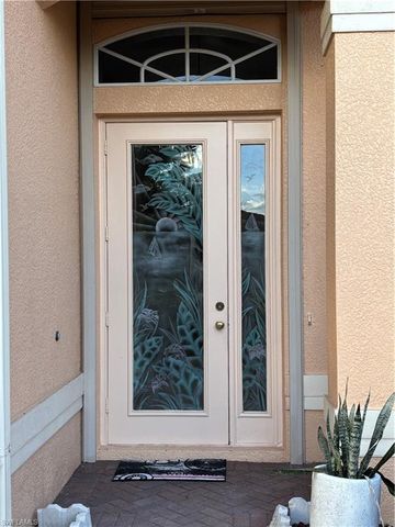 2210 Grove DR, Naples, FL 34120