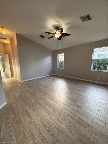 2210 Grove DR, Naples, FL 34120