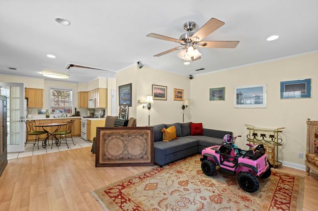 2288 WASHINGTON AVE, Memphis, TN 38104
