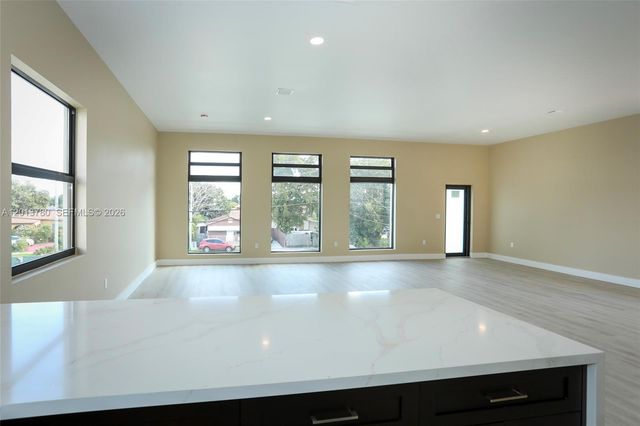120 SW 35 Ave A1, Miami, FL 33135