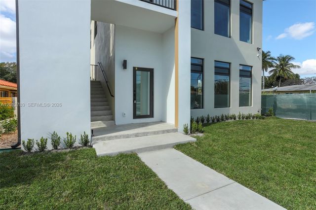 120 SW 35 Ave A1, Miami, FL 33135