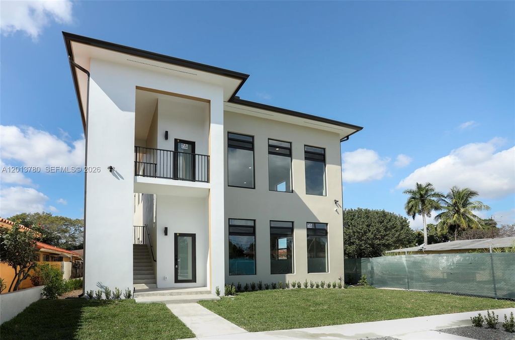 120 SW 35 Ave A1, Miami, FL 33135