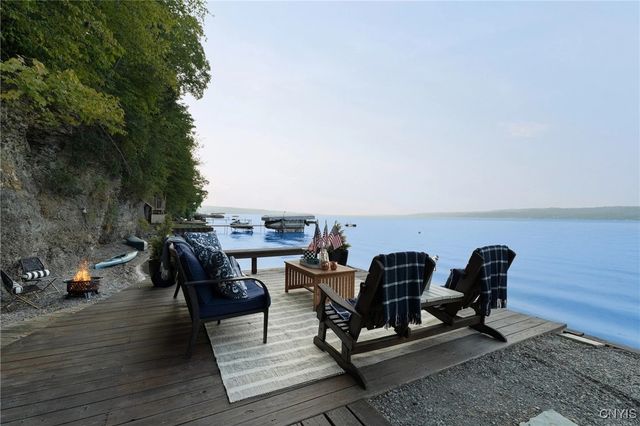 1686 Amerman Road, Skaneateles, NY 13152