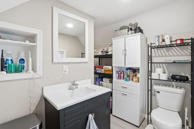 2627 Fair Avenue, Davenport, IA 52803