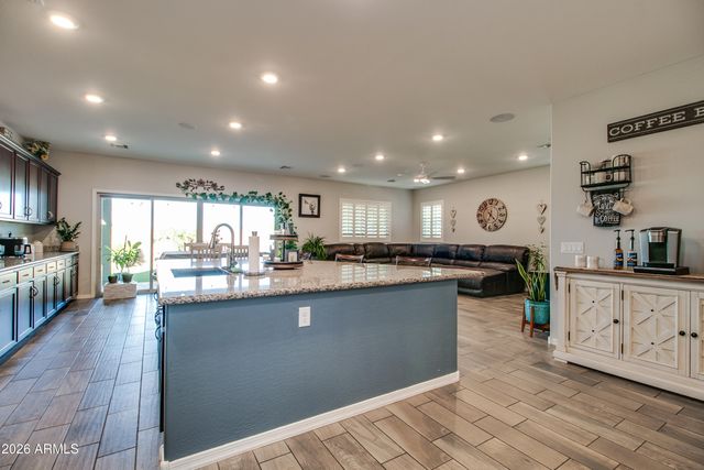 8451 N 171ST Drive N, Waddell, AZ 85355