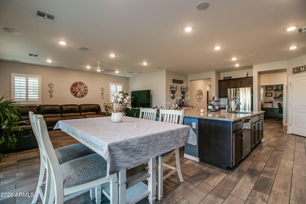 Image 22 of property listing at 8451 N 171ST Drive N, Waddell, AZ 85355
