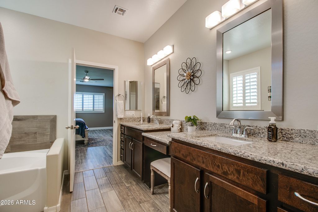Image 30 of property listing at 8451 N 171ST Drive N, Waddell, AZ 85355