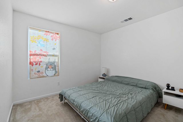 1765 W Woodward Ave, Manteca, CA 95337