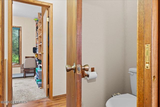 6132 Farpoint Drive, Anchorage, AK 99507