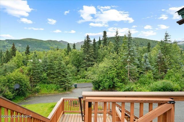 6132 Farpoint Drive, Anchorage, AK 99507