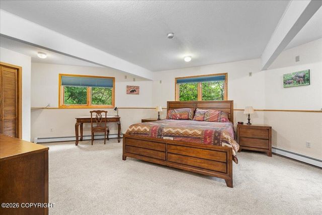 6132 Farpoint Drive, Anchorage, AK 99507