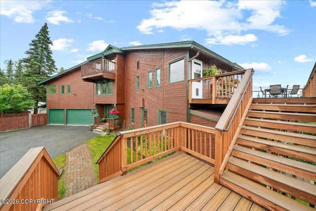 6132 Farpoint Drive, Anchorage, AK 99507