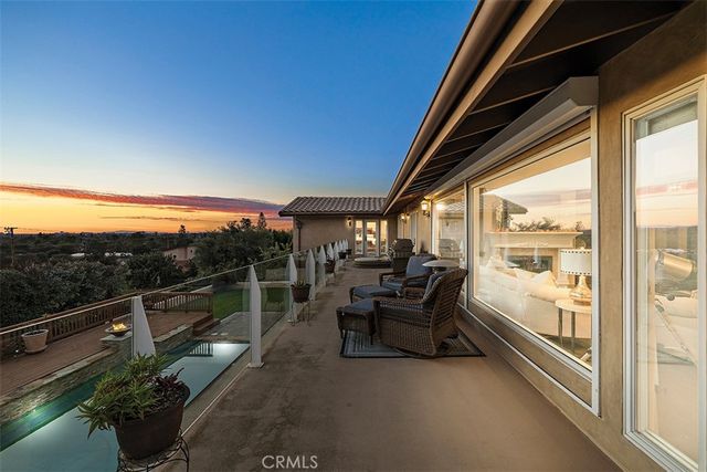 1542 La Loma, North Tustin, CA 92705