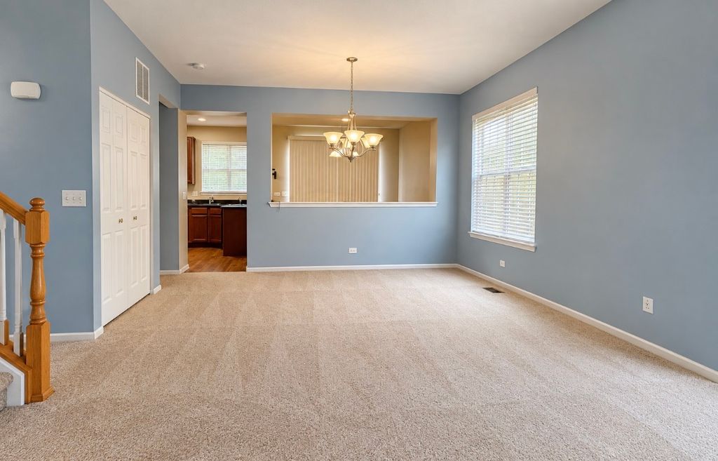 65 Veneto Court, Streamwood, IL 60107 — photo 4