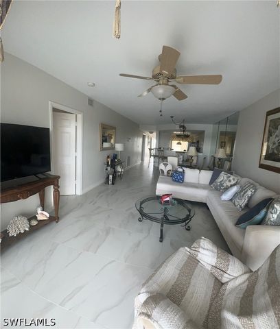 13105 Vanderbilt DR 808, Naples, FL 34110