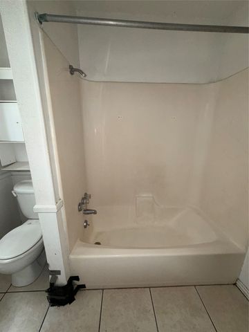 354 Brookview Drive, Garland, TX 75043