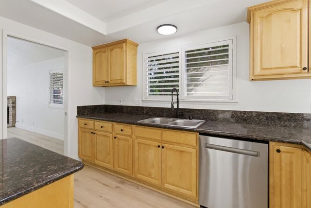 8263 Foxfire Dr, Orangevale, CA 95662