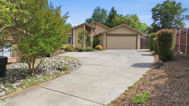 8263 Foxfire Dr, Orangevale, CA 95662