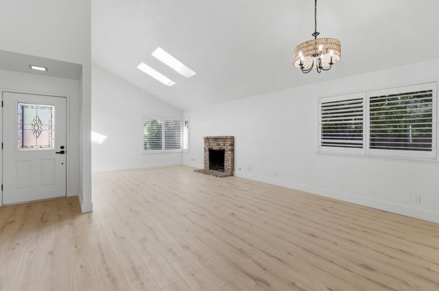 8263 Foxfire Dr, Orangevale, CA 95662