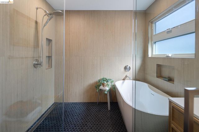 6808 Del Monte Ave, Richmond, CA 94805