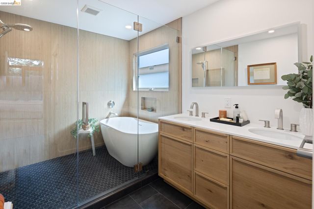 6808 Del Monte Ave, Richmond, CA 94805