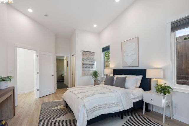 6808 Del Monte Ave, Richmond, CA 94805