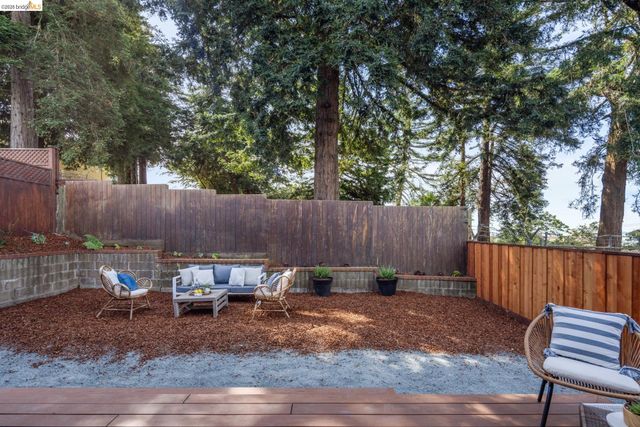 6808 Del Monte Ave, Richmond, CA 94805