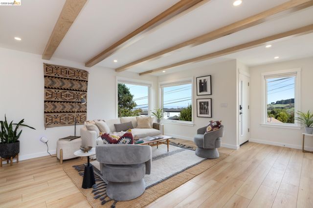 6808 Del Monte Ave, Richmond, CA 94805