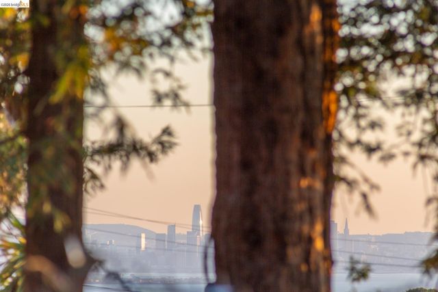 6808 Del Monte Ave, Richmond, CA 94805