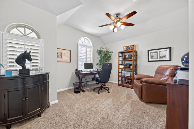 206 Abner Lane, Montgomery, TX 77356