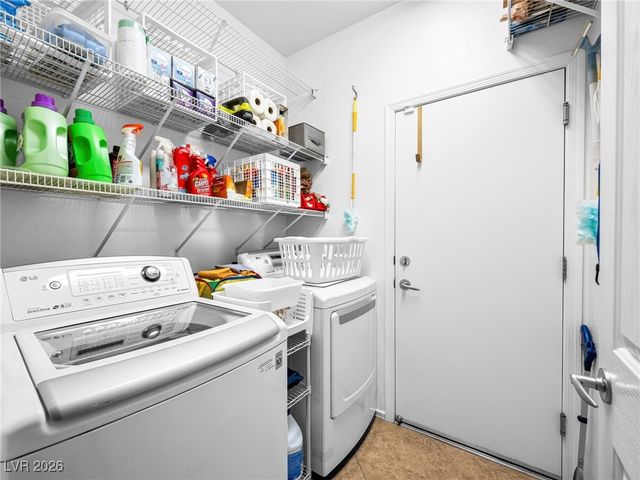 2520 Mourning Warbler Avenue, North Las Vegas, NV 89084