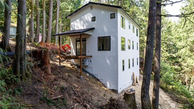 7 Maple Court, Bellingham, WA 98229