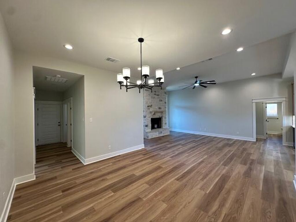 Image 2 of property listing at 3605 Clearview Drive, San Angelo, TX 76904