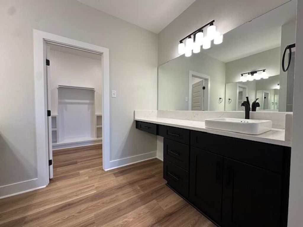 Image 9 of property listing at 3605 Clearview Drive, San Angelo, TX 76904