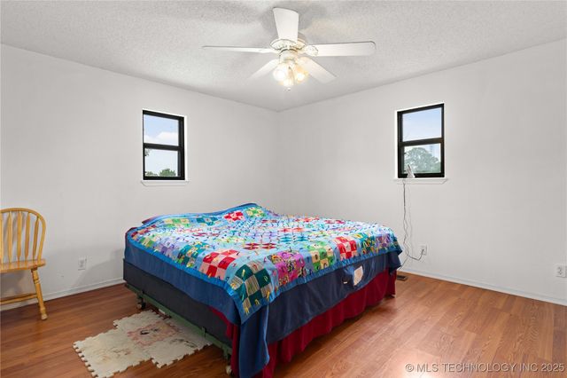 10865 E 258th Street S, Porum, OK 74455