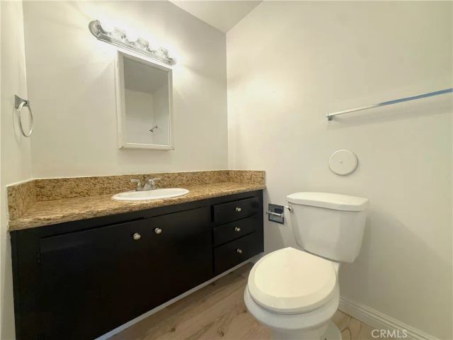 1974 W Glenoaks Avenue E, Anaheim, CA 92801