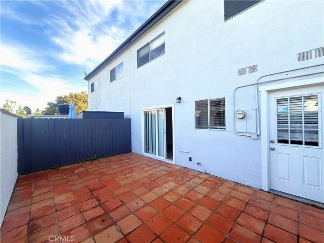 1974 W Glenoaks Avenue E, Anaheim, CA 92801