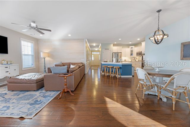 12 Royal Holly Ct, Bluffton, SC 29910