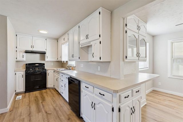 7012 NW 62nd Street, Bethany, OK 73008