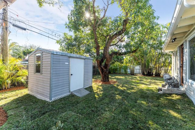 3965 SW 60th Ct 0, Miami, FL 33155