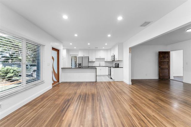 3965 SW 60th Ct 0, Miami, FL 33155