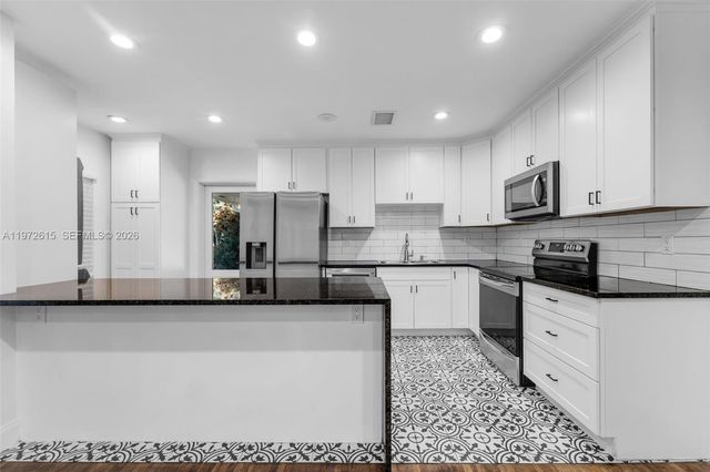 3965 SW 60th Ct 0, Miami, FL 33155